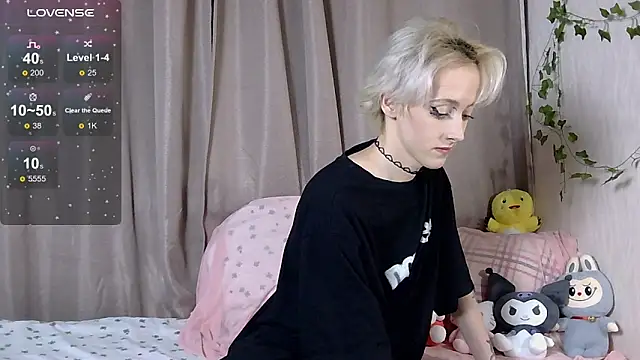 Snapshot of NextVibe_ chatting on 11/24/25, 05:13 NextVibe online show from 11/24/25, 05:13