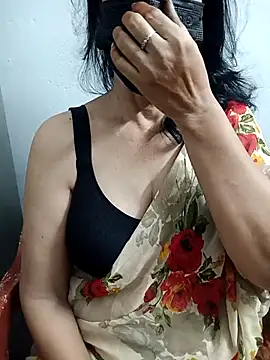 Snapshot of ammala_honey chatting on 09/12/25, 05:24 ammala honey online show from 09/12/25, 05:24