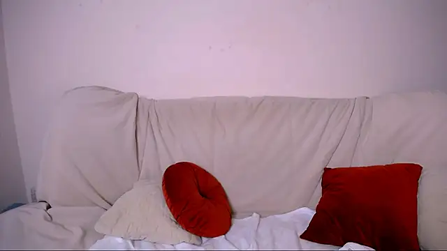 Charlotte Colinss online show from 02/03/26, 04:32