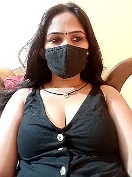 Snapshot of Shagun-Mishra chatting on 05/13/26, 05:20 Shagun-Mishra online show from 05/13/26, 05:20