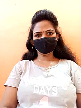 Shagun-Mishra online show from 10/24/25, 04:22