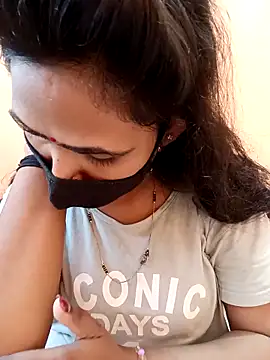 Shagun-Mishra online show from 09/18/25, 03:53