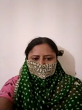 Snapshot of Sexey-Rani chatting on 10/08/25, 03:19 Sexey-Rani online show from 10/08/25, 03:19