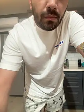 Snapshot of mooting01 chatting on 04/04/26, 03:40 mooting01 online show from 04/04/26, 03:40