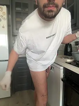 Snapshot of mooting01 chatting on 04/07/26, 02:52 mooting01 online show from 04/07/26, 02:52