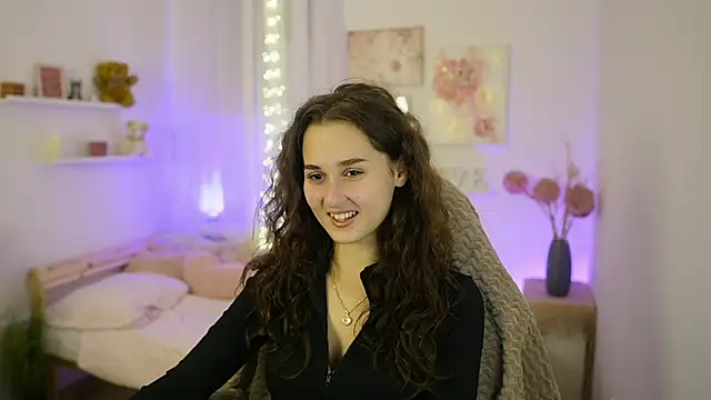 Annita Grey online show from 11/13/25, 08:13