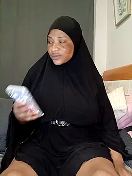 Snapshot of Sweetbxxx24 chatting on 03/15/26, 10:50 Sweetbxxx24 online show from 03/15/26, 10:50