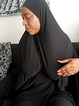 Sweetbxxx24 online show from 02/25/26, 10:15