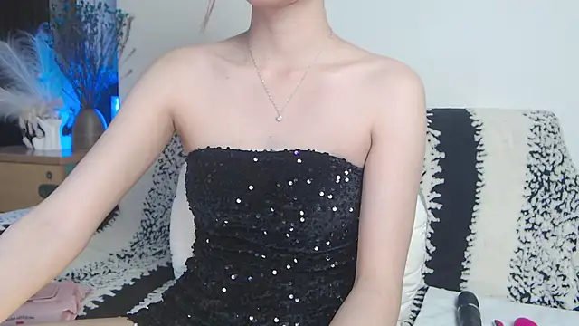 Snapshot of Suzie_Wet_Cave chatting on 01/12/26, 01:18 Suzie Wet Cave online show from 01/12/26, 01:18