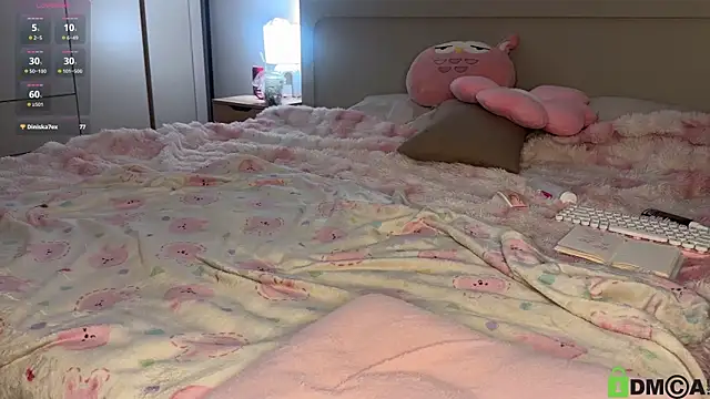 Snapshot of Lizzy_meoww chatting on 03/04/26, 03:09 Lizzy meoww online show from 03/04/26, 03:09