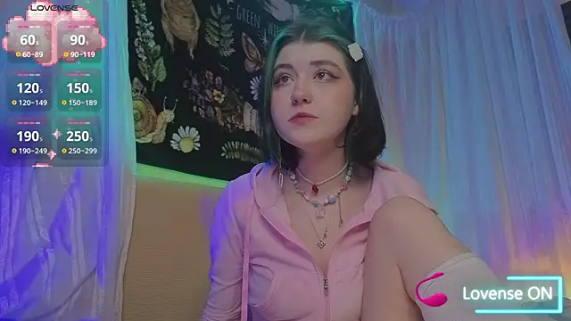 Snapshot of Miko_Meow chatting on 11/10/25, 11:32 Miko Meow online show from 11/10/25, 11:32