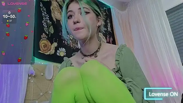 Miko Meow online show from 05/08/26, 01:04