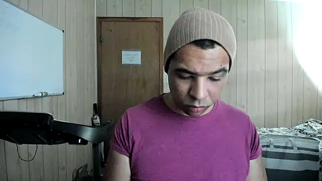 NaturalBeautyQueen online show from 09/29/25, 01:17