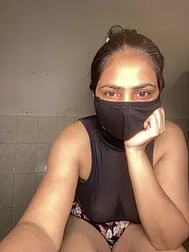 Snapshot of SashaPatel chatting on 09/20/25, 03:44 SashaPatel online show from 09/20/25, 03:44