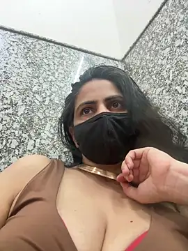 SashaPatel online show from 04/15/26, 02:28