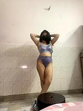 Snapshot of SashaPatel chatting on 09/15/25, 03:51 SashaPatel online show from 09/15/25, 03:51