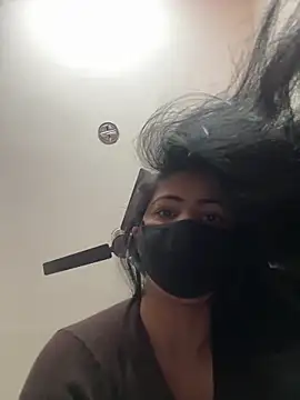 Snapshot of SashaPatel chatting on 12/14/25, 01:56 SashaPatel online show from 12/14/25, 01:56