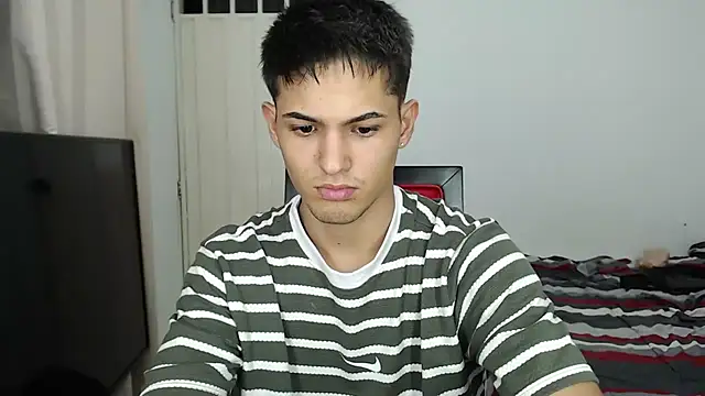 Alex mojica online show from 11/22/25, 06:56