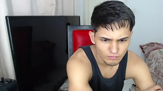 Alex mojica online show from 11/06/25, 05:11