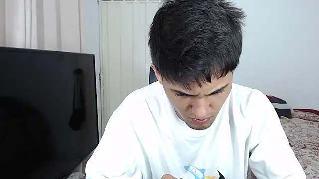 Alex mojica online show from 11/05/25, 05:54