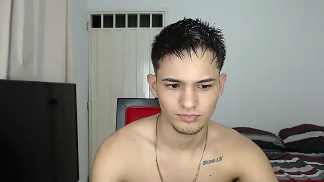 Alex mojica online show from 11/19/25, 07:41