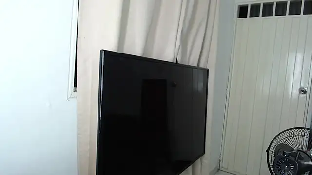 Snapshot of Alex_mojica chatting on 10/04/25, 05:53 Alex mojica online show from 10/04/25, 05:53