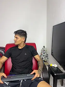 Alex mojica online show from 02/11/26, 06:13