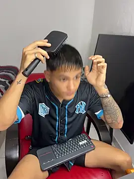 Alex mojica online show from 02/08/26, 07:06