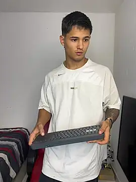 Alex mojica online show from 02/13/26, 06:13