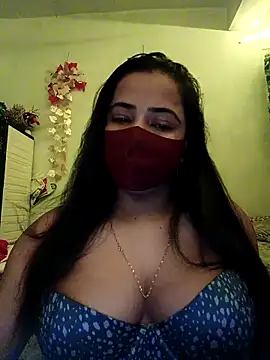 Snapshot of Natasa-4455 chatting on 05/02/26, 05:51 Natasa-4455 online show from 05/02/26, 05:51