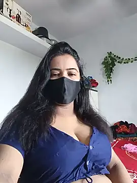 Snapshot of Natasa-4455 chatting on 07/05/26, 02:27 Natasa-4455 online show from 07/05/26, 02:27
