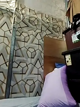 Deliciousgirl14 online show from 03/25/26, 07:08