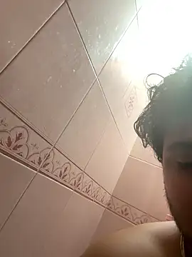 Snapshot of Kira_1413 chatting on 01/12/26, 08:21 Kira 1413 online show from 01/12/26, 08:21