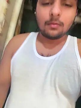 Snapshot of Kira_1413 chatting on 11/12/25, 06:06 Kira 1413 online show from 11/12/25, 06:06