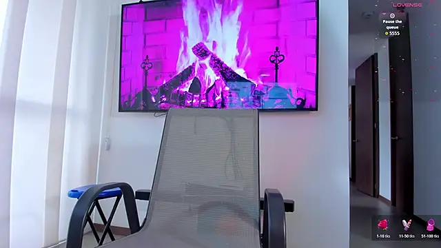 Michelle Ferrerr online show from 02/24/26, 10:43