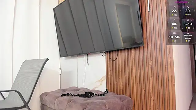 Michelle Ferrerr online show from 04/18/26, 10:06