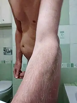 ExhibitPoll online show from 10/09/25, 03:12