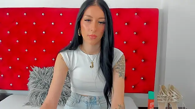 Snapshot of PleasureJasmine chatting on 09/26/25, 07:26 PleasureJasmine online show from 09/26/25, 07:26