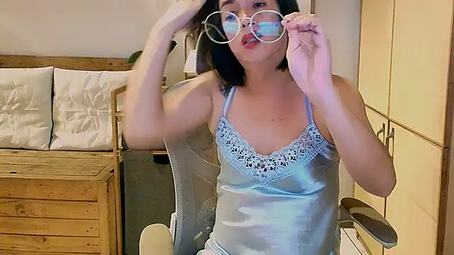 moriliciousxxx online show from 02/17/26, 10:29