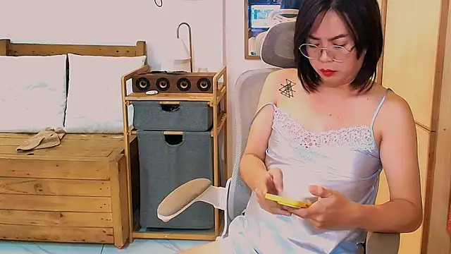 moriliciousxxx online show from 12/05/25, 01:38