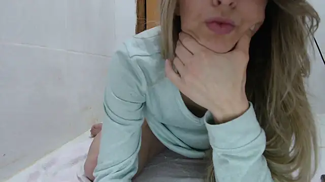 SweetGraciosa online show from 09/27/25, 03:34