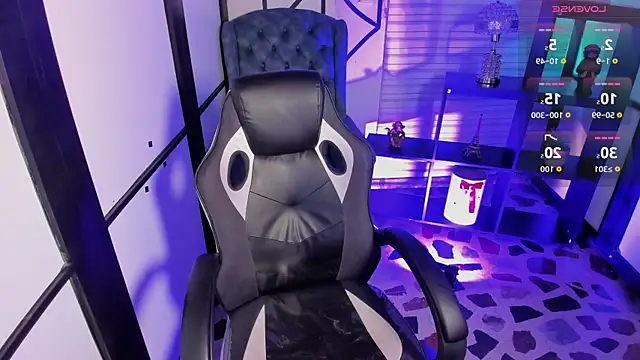 NahomiRichards  online show from 11/04/25, 04:27