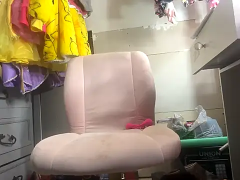 bearcub300 online show from 09/13/25, 11:49