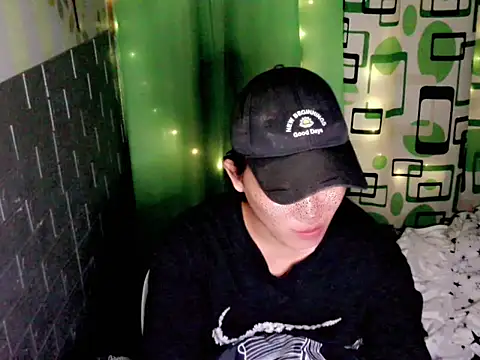 urdreamgirljacky online show from 12/16/25, 09:13