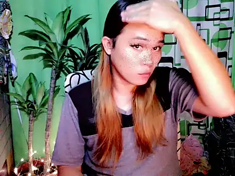 Snapshot of urdreamgirljacky chatting on 10/31/25, 08:22 urdreamgirljacky online show from 10/31/25, 08:22