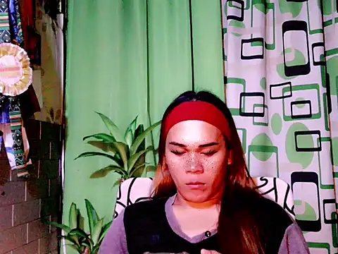 Snapshot of urdreamgirljacky chatting on 10/15/25, 12:13 urdreamgirljacky online show from 10/15/25, 12:13