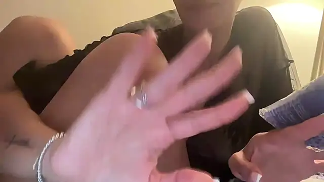 prettyykitty22 online show from 08/01/26, 05:49