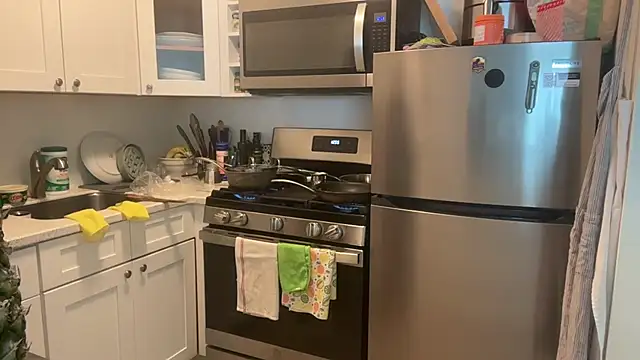 prettyykitty22 online show from 07/25/26, 04:57