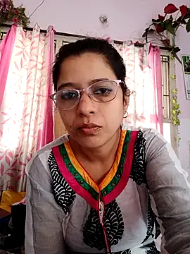 thanusi 2 online show from 11/17/25, 10:08