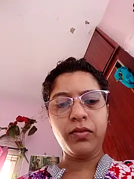 thanusi 2 online show from 09/29/25, 03:35